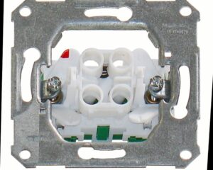 Mecanism buton cu revenire