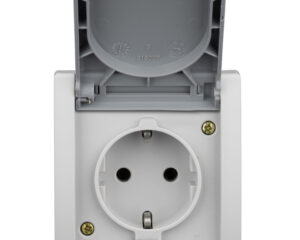 Priză cu PE şi capac, 16A, PT, cleme elastice, IP54