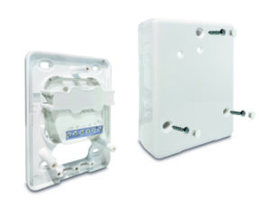 Univ. surface box flush-mounted relays SR868, SR600, RM-16A