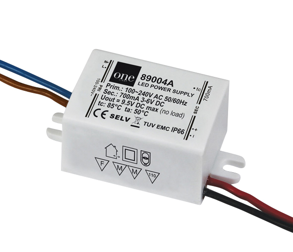 89004A, DRIVER 700mA 2-4W LED IP66 100-240V